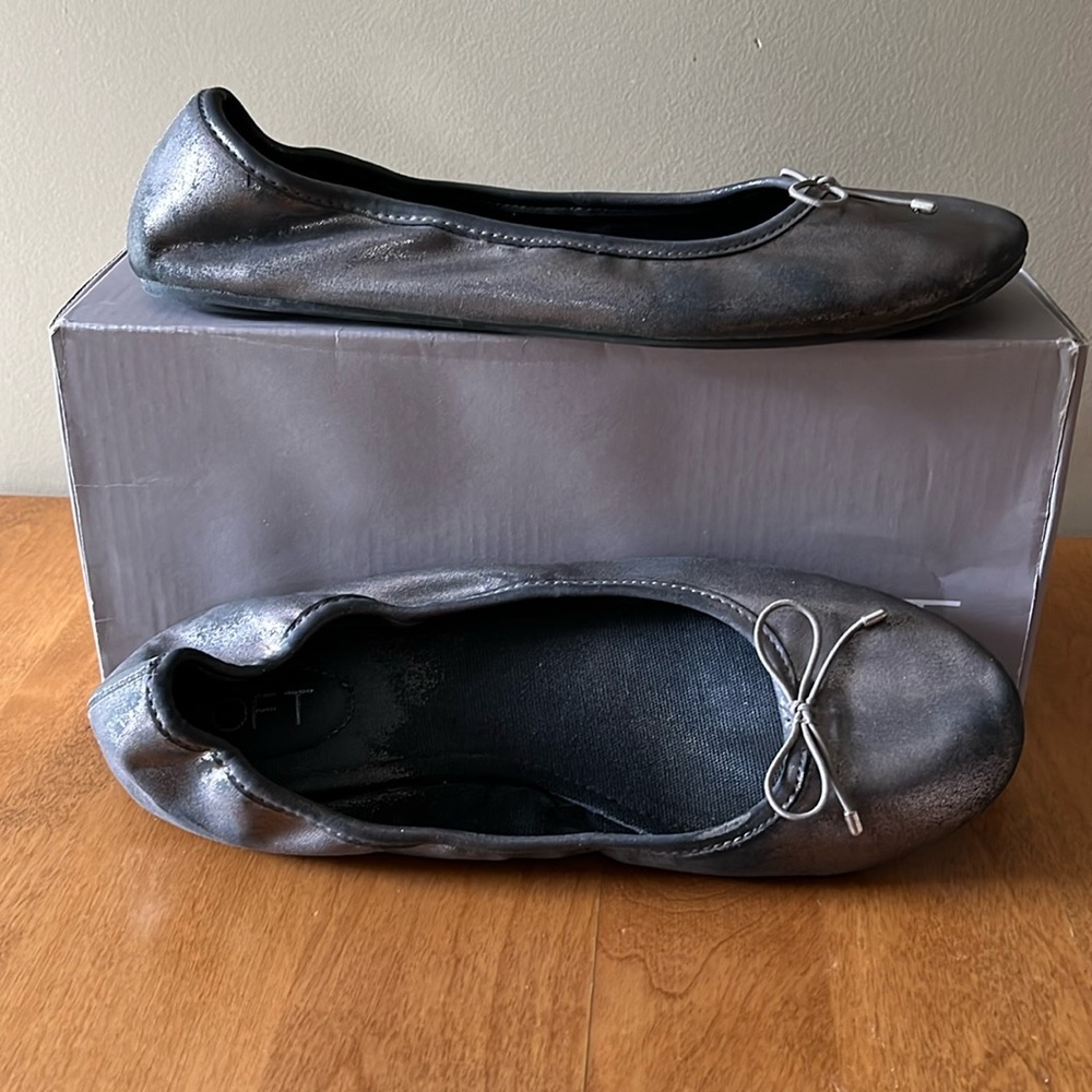 Ann Taylor LOFT dark pewter ballet flats size 9